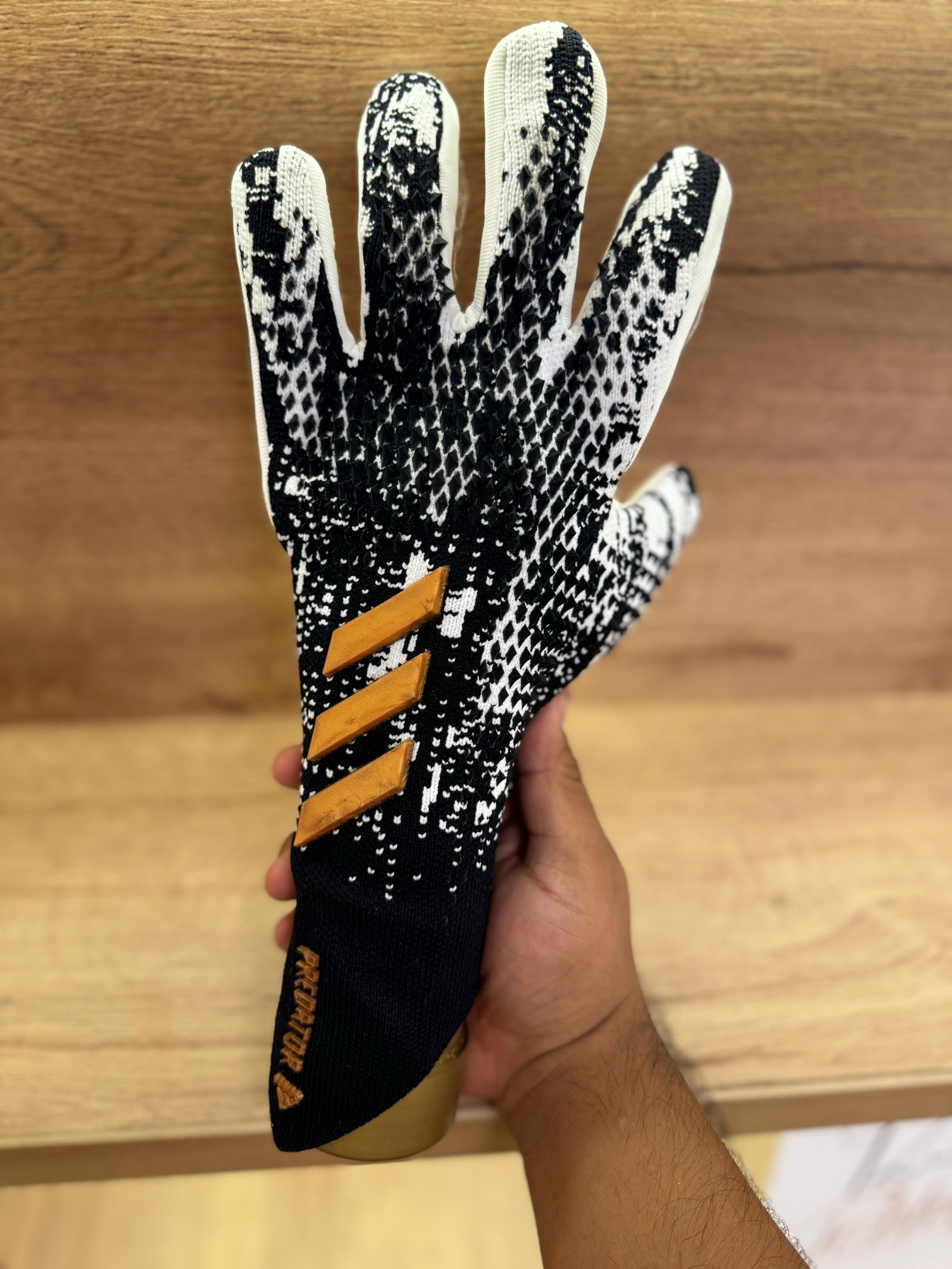 Guantes 8